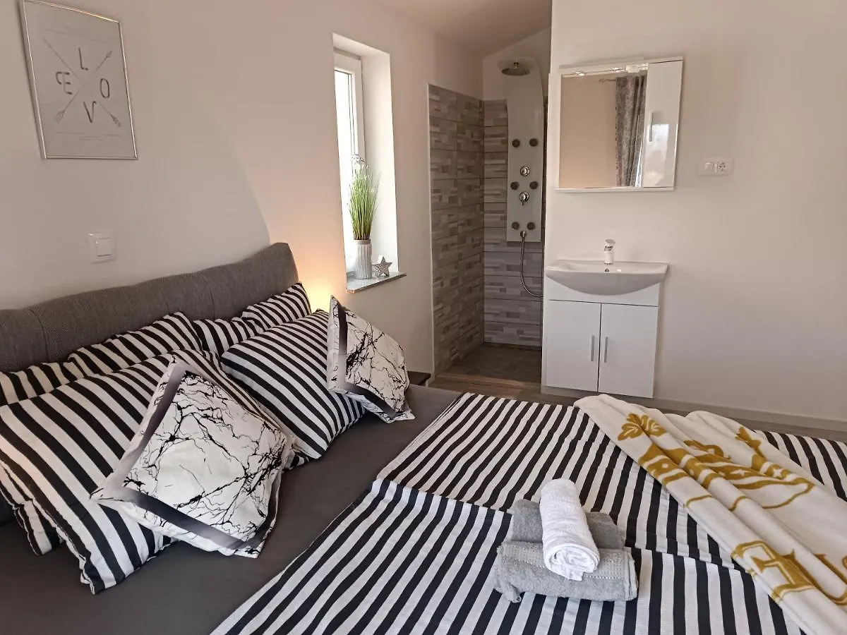 Villa Sarah Medulin 0*,